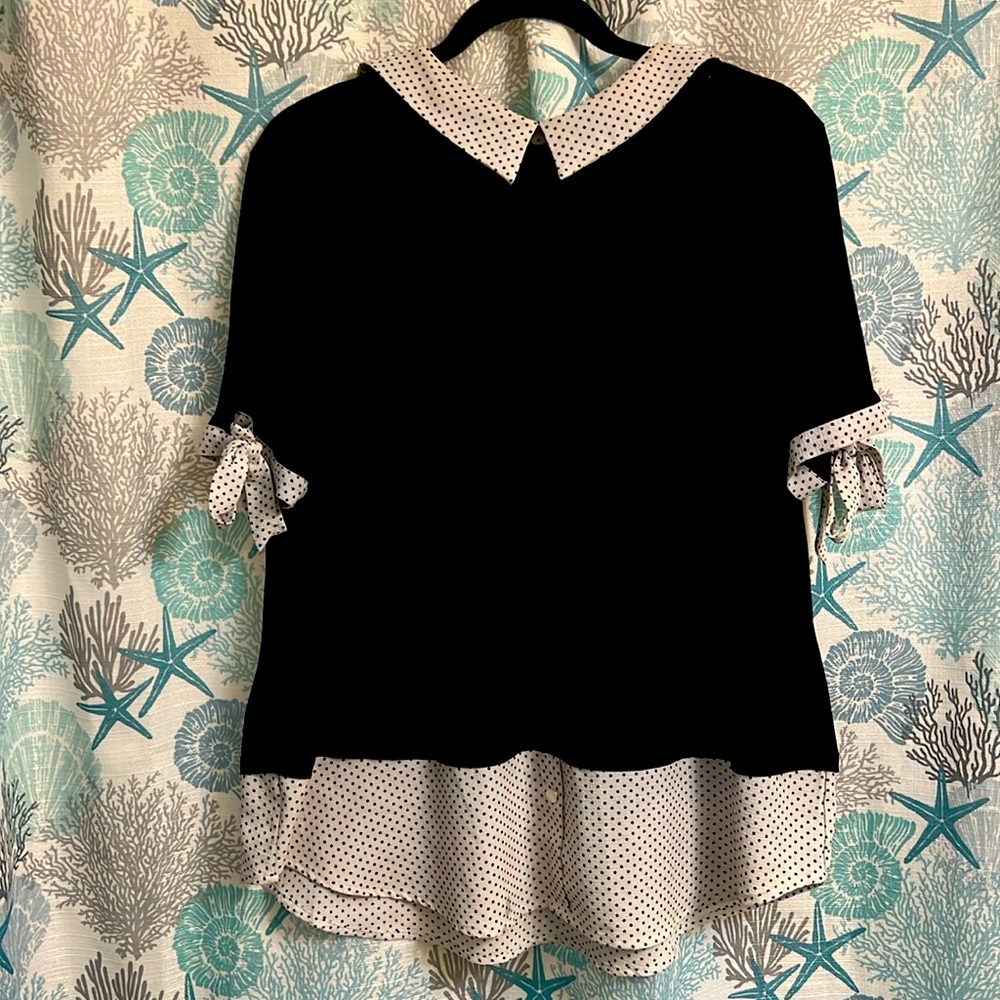 Black and white dress top for work size L.